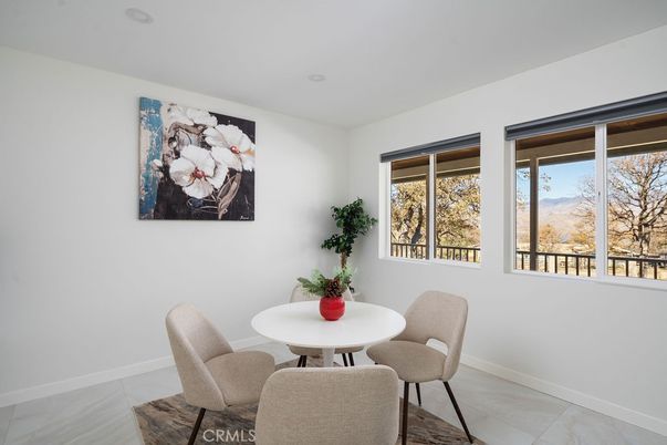 Dining room, Interior