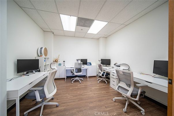 Home Office, Interior, Recessed Lighting, Wood Texture Flooring