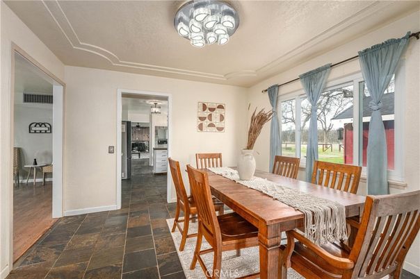 Dining room, Interior, Stainless Steel Appliances