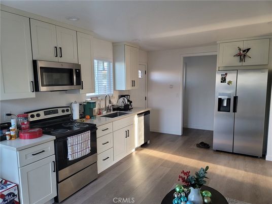 Interior, Kitchen, Stainless Steel Appliances, Wood Texture Flooring