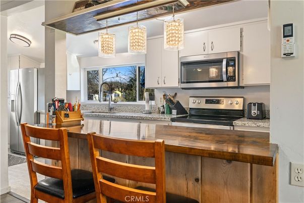 Interior, Kitchen, Pendant Lights, Stainless Steel Appliances