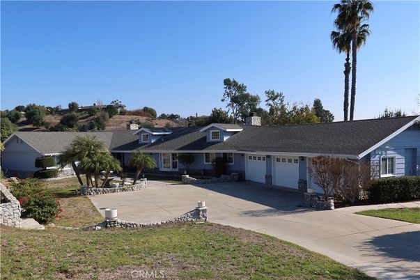Attached, Backyard, Exterior, Facade, Ranch