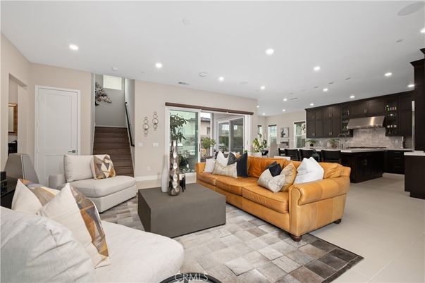 Interior, Kitchen, Living room, Recessed Lighting, Stainless Steel Appliances