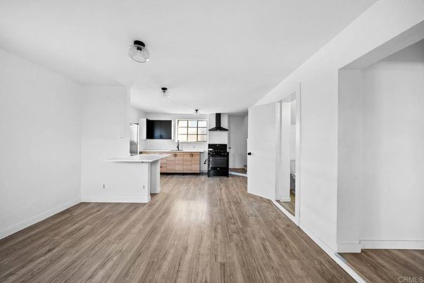 Interior, Kitchen, Pendant Lights, Wood Texture Flooring