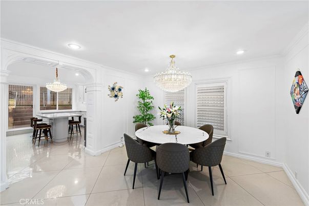 Chandelier, Dining room, Interior, Recessed Lighting