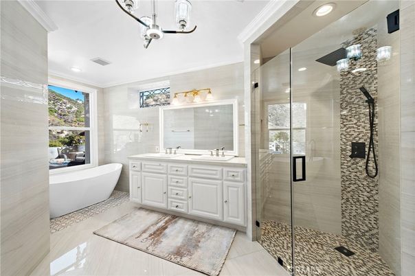 Bathroom, Dual Sink Vanities, Free Standing Baths, Glass Shower, Interior, Recessed Lighting