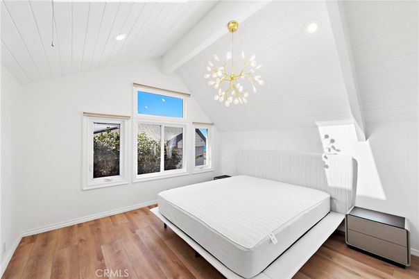 Bedroom, Interior, Pendant Lights, Recessed Lighting, Wood Texture Flooring