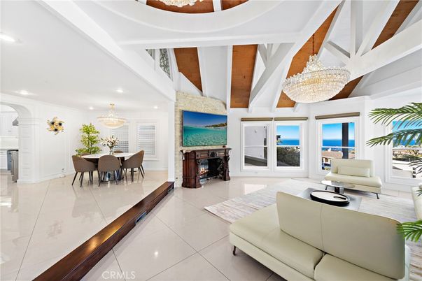 Chandelier, Dining room, Fireplace, Interior, Living room, Recessed Lighting, Water