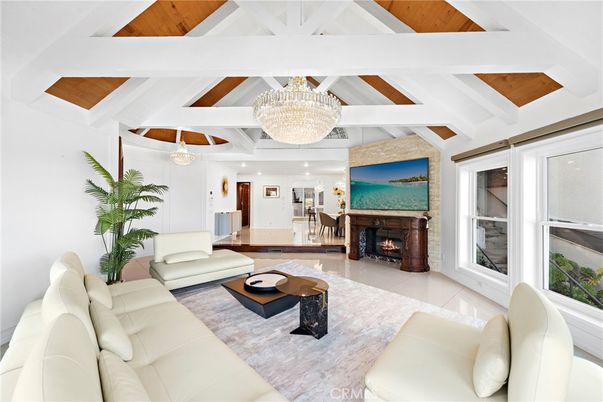 Chandelier, Fireplace, Interior, Living room, Recessed Lighting
