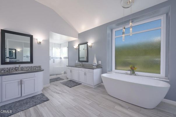 Bathroom, Dual Sink Vanities, Free Standing Baths, Interior, Pendant Lights, Wood Texture Flooring