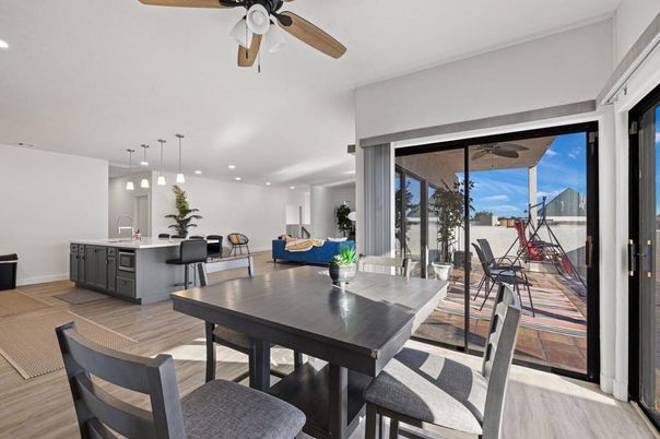 Dining room, Interior, Kitchen, Pendant Lights, Recessed Lighting, Wood Texture Flooring