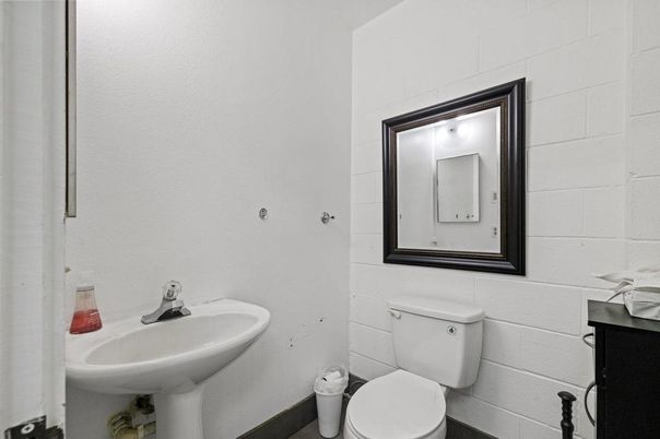 Bathroom, Interior
