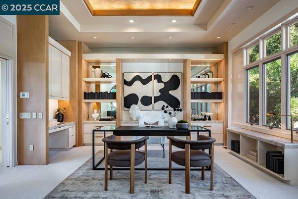 Dining room, Interior, Recessed Lighting
