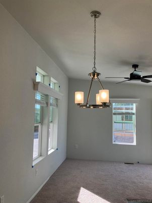 Chandelier, Empty room, Interior, Pendant Lights