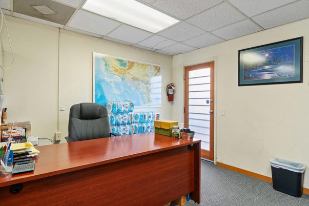 Home Office, Interior, Marble, Recessed Lighting, Stone Walls