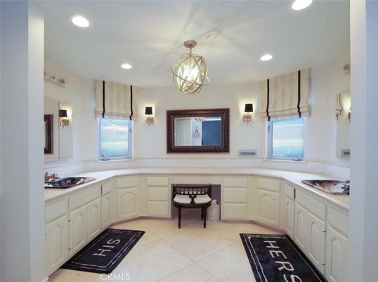 Bathroom, Interior, Recessed Lighting