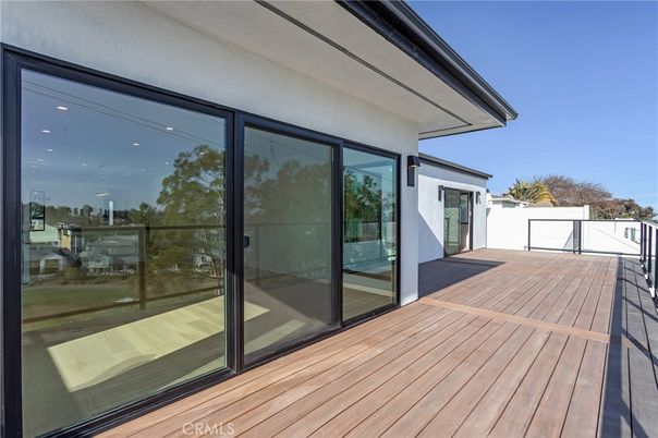 Exterior, Wood Texture Flooring