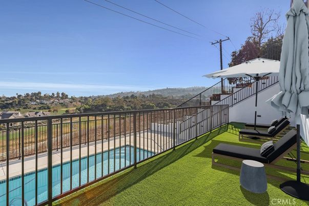 Exterior, Pool, Other
