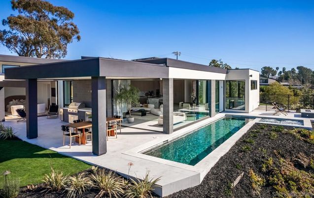 Backyard, Exterior, Pool