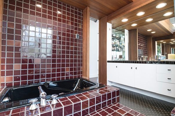 Bathroom, Interior, Recessed Lighting, Wooden Ceilings