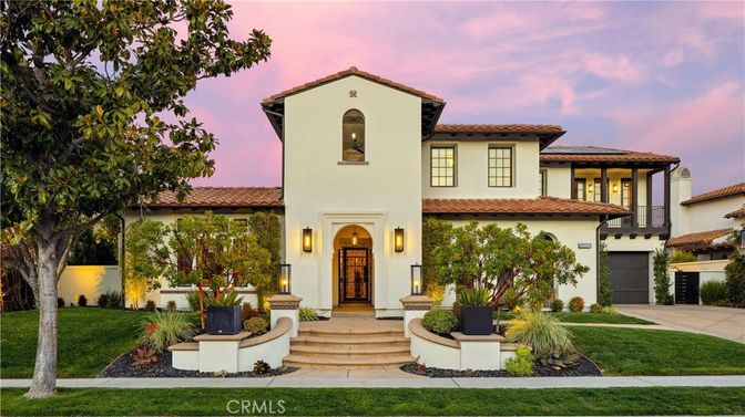 Attached, Exterior, Facade, Spanish Mediterranean