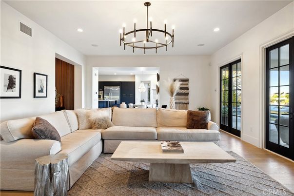 Chandelier, Dining room, Interior, Living room, Pendant Lights, Recessed Lighting, Wood Texture Flooring