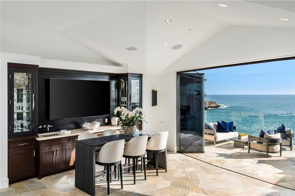 Interior, Living room, Recessed Lighting, Water