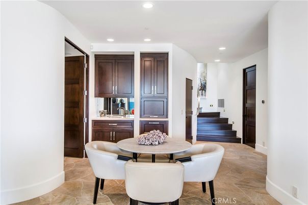 Dining room, Interior, Recessed Lighting