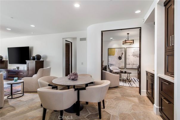 Dining room, Interior, Living room, Pendant Lights, Recessed Lighting