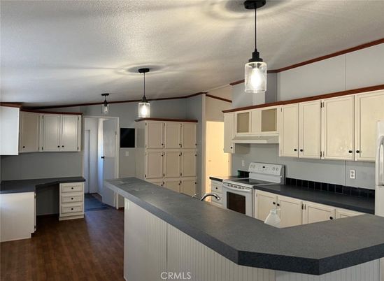 Interior, Kitchen, Pendant Lights, Wood Texture Flooring