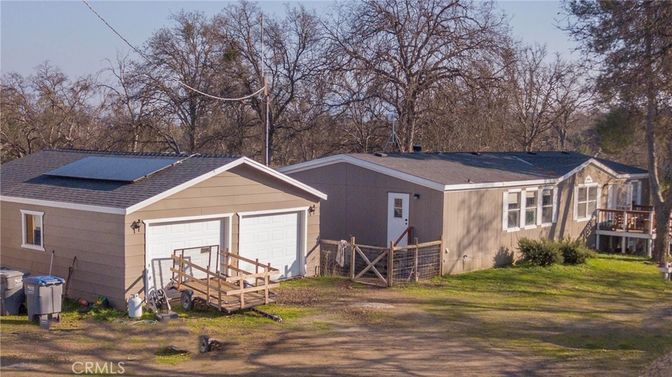 Detached Garage, Exterior