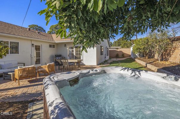 Exterior, Hot Tub