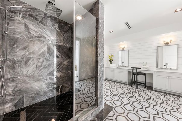 Bathroom, Interior, Marble Walls, Recessed Lighting
