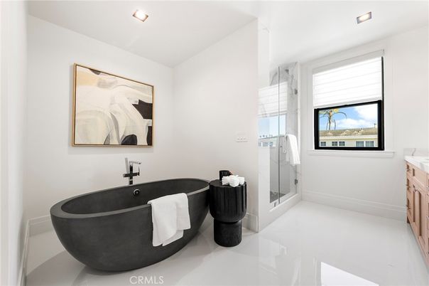 Bathroom, Free Standing Baths, Glass Shower, Interior, Recessed Lighting