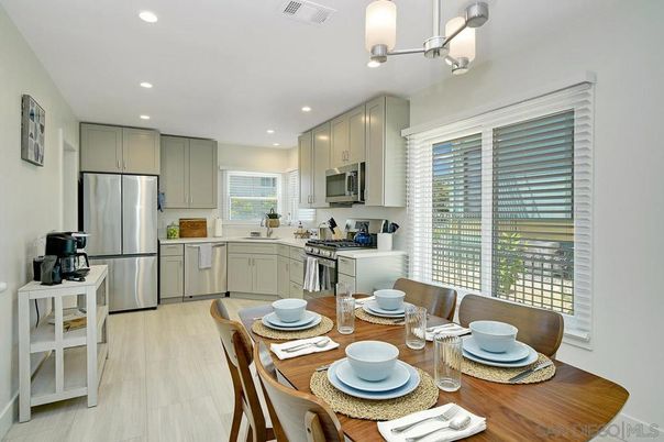 Dining room, Interior, Kitchen, Recessed Lighting, Stainless Steel Appliances, Wood Texture Flooring