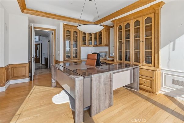 Home Office, Interior, Pendant Lights, Wood Texture Flooring