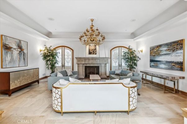 Chandelier, Fireplace, Interior, Living room, Recessed Lighting