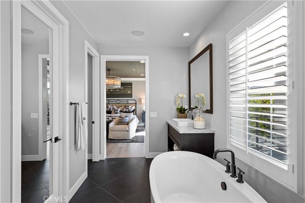 Bathroom, Free Standing Baths, Interior, Recessed Lighting