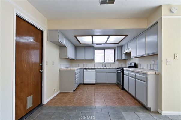 Interior, Kitchen, Tile Countertops