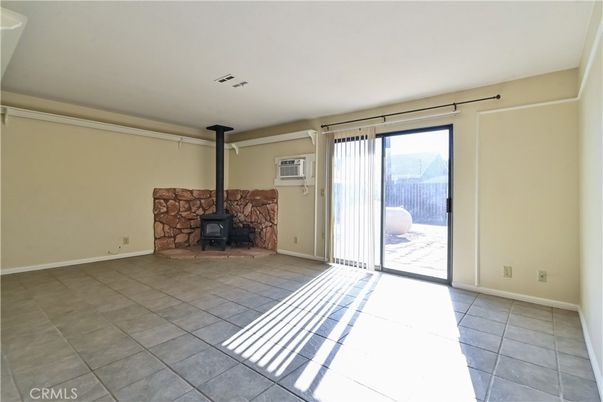 Empty room, Fireplace, Interior