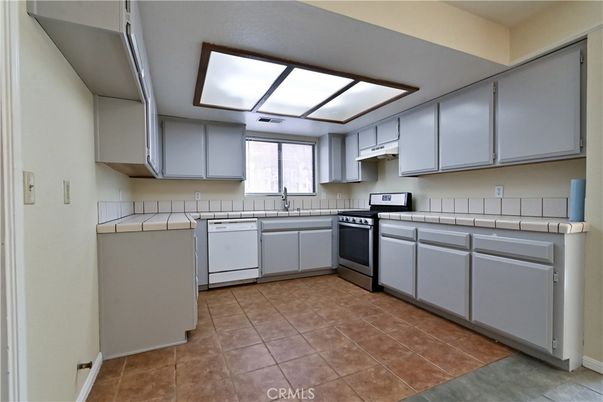 Interior, Kitchen, Tile Countertops