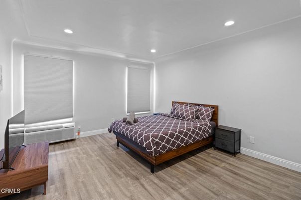 Bedroom, Interior, Recessed Lighting, Wood Texture Flooring