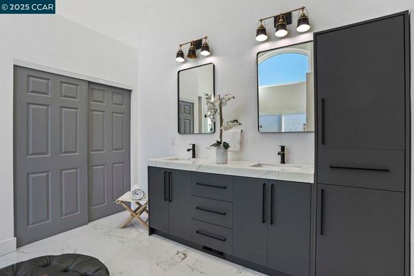 Bathroom, Dual Sink Vanities, Interior, Marble
