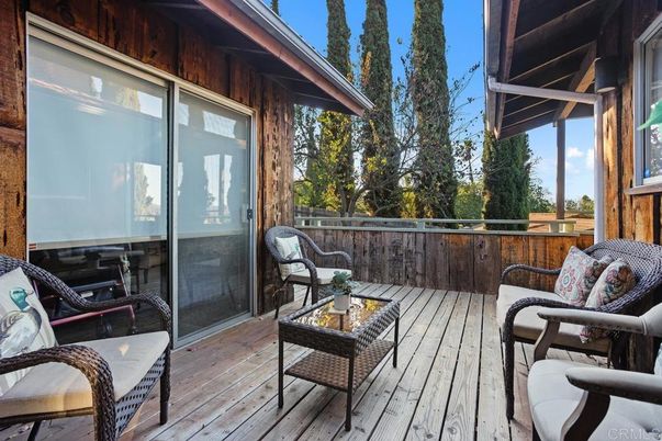 Exterior, Wood Texture Flooring
