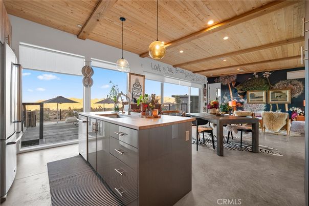 Dining room, Interior, Kitchen, Pendant Lights, Recessed Lighting, Wooden Beams, Wooden Ceilings