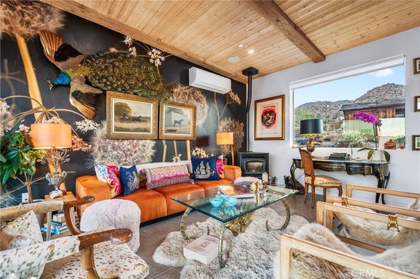 Interior, Living room, Recessed Lighting, Wooden Beams, Wooden Ceilings