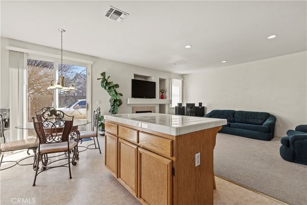 Dining room, Fireplace, Interior, Pendant Lights, Recessed Lighting