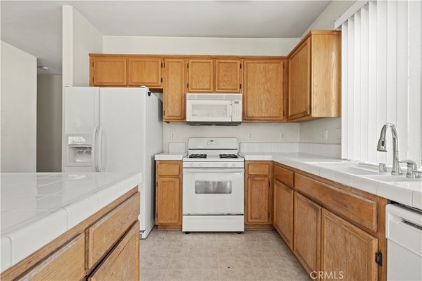 Interior, Kitchen, Tile Countertops