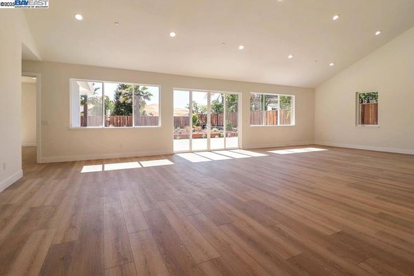Empty room, Interior, Recessed Lighting, Wood Texture Flooring