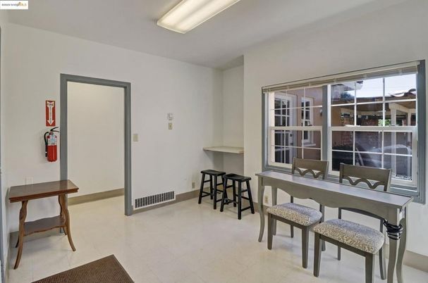 Dining room, Interior